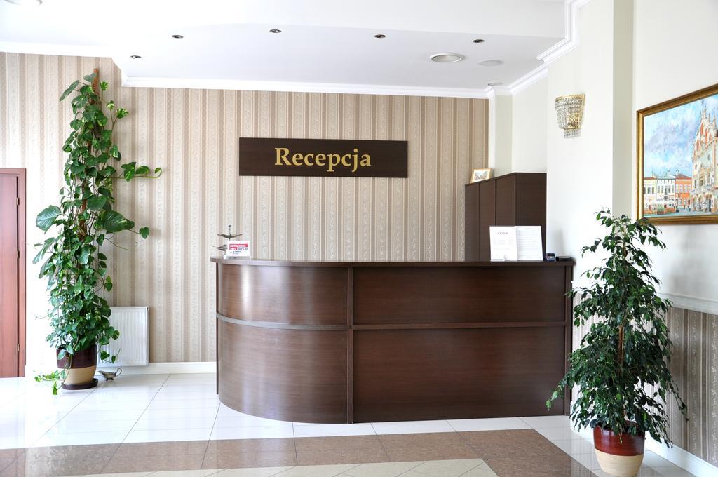 Hotel Korona Rzeszów Exterior foto